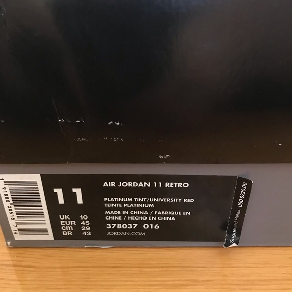 Air Jordan 11 - Picture 8 of 16